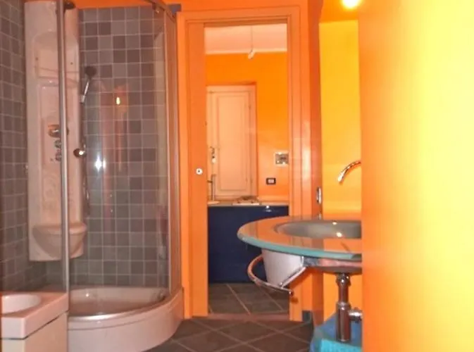 Rivierarent Colori Al Castello Finalborgo דירה