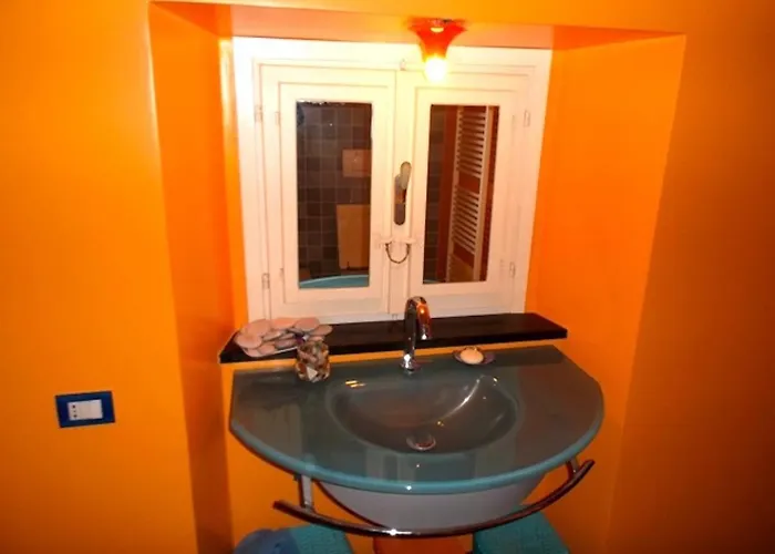 דירה Rivierarent Colori Al Castello Finalborgo *