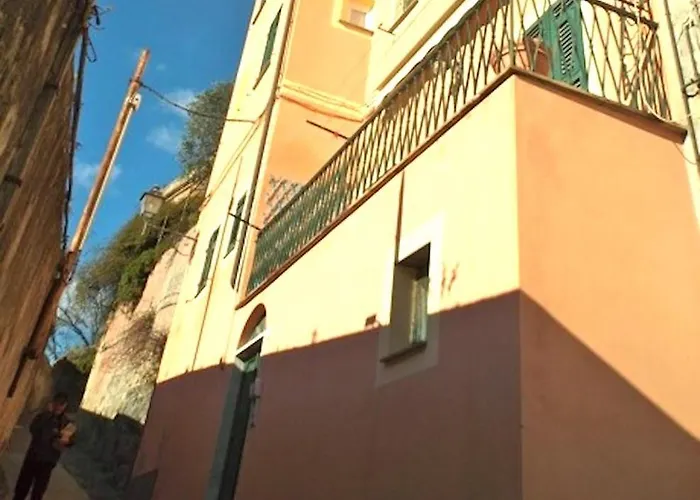 Rivierarent Colori Al Castello Finalborgo * פינאלה ליגורה