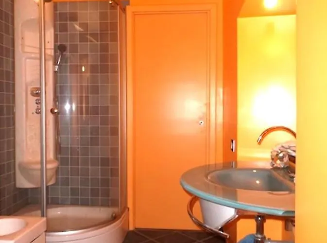 דירה Rivierarent Colori Al Castello Finalborgo *