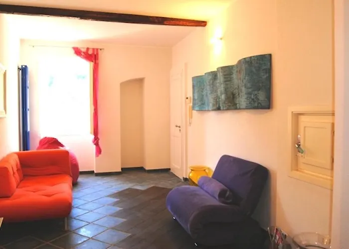 Rivierarent Colori Al Castello Finalborgo