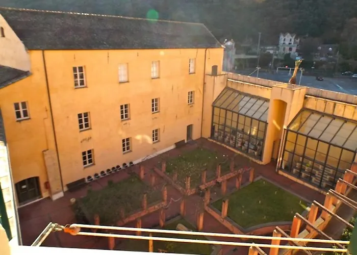 Rivierarent Colori Al Castello Finalborgo דירה